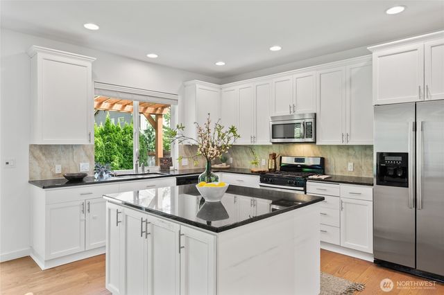 254 Elma Court NE, Renton, WA 98059
