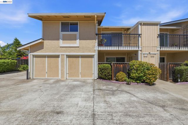 14615 Doolittle Dr, San Leandro, CA 94577