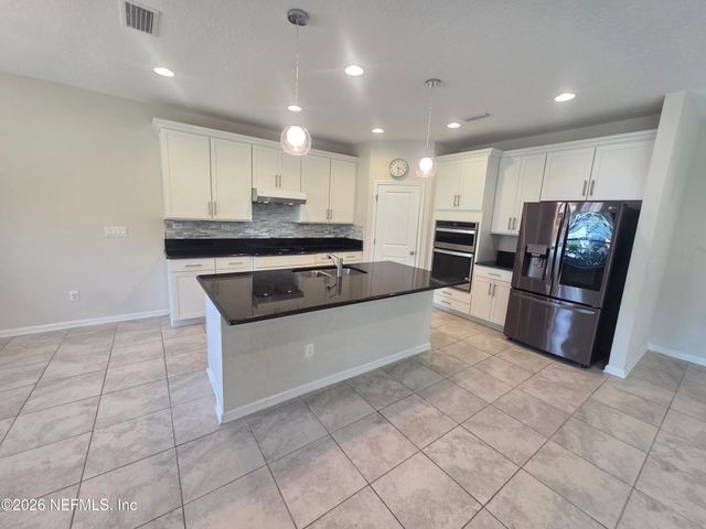 2122 HAWKEYE Place, Fleming Island, FL 32003