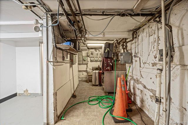 8617 Northern Boulevard First Floor, Jackson Heights, NY 11372