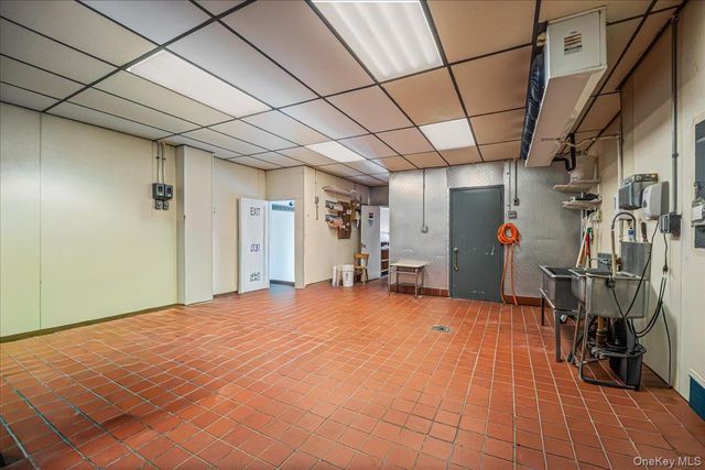 8617 Northern Boulevard First Floor, Jackson Heights, NY 11372