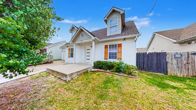 156 Dreville Dr, La Vergne, TN 37086