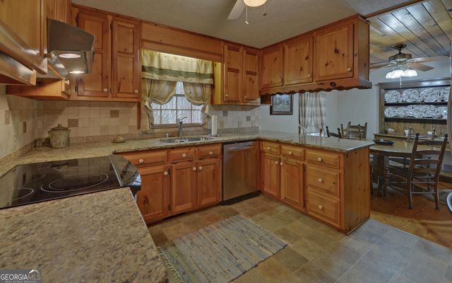 7386 Belton Bridge Road, Lula, GA 30554