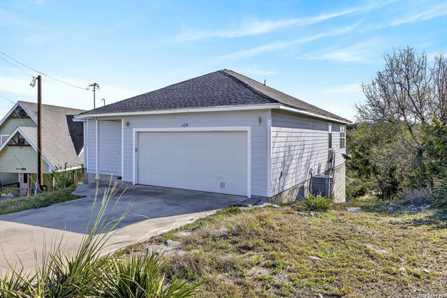 628 Cloud Top, Canyon Lake, TX 78133