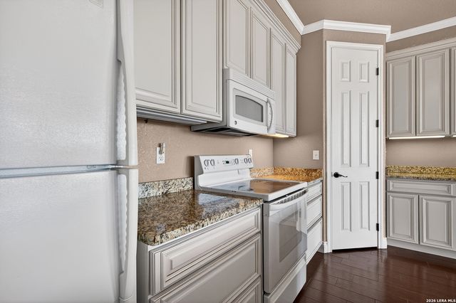 628 Cloud Top, Canyon Lake, TX 78133