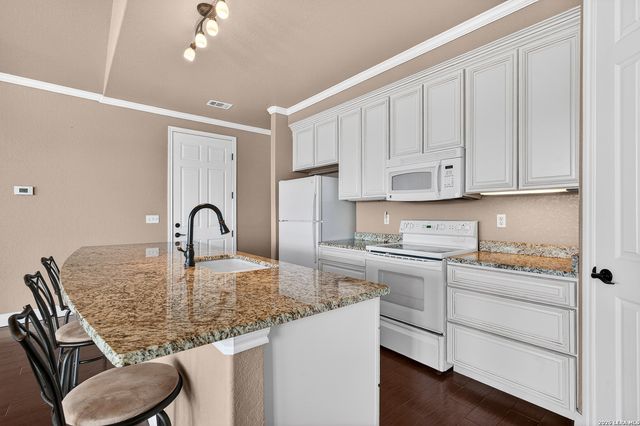 628 Cloud Top, Canyon Lake, TX 78133