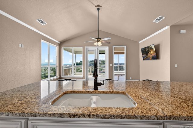 628 Cloud Top, Canyon Lake, TX 78133