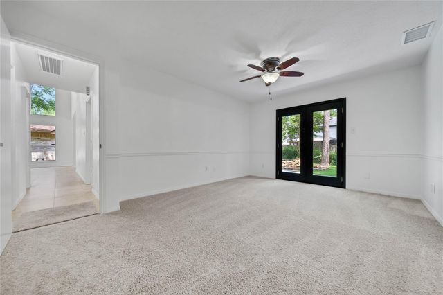 43 E Lance Leaf Road, The Woodlands, TX 77381