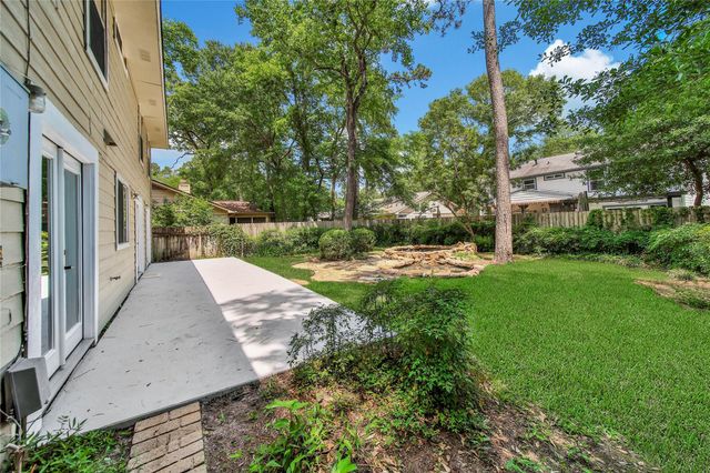 43 E Lance Leaf Road, The Woodlands, TX 77381