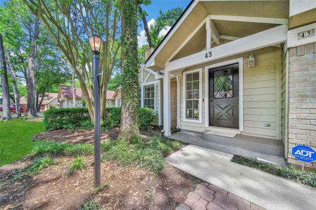43 E Lance Leaf Road, The Woodlands, TX 77381