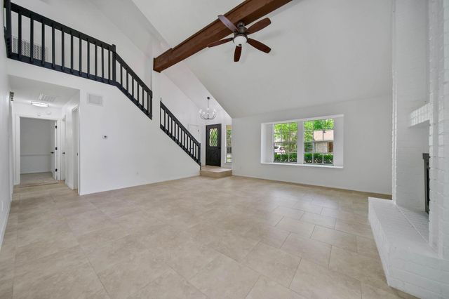 43 E Lance Leaf Road, The Woodlands, TX 77381