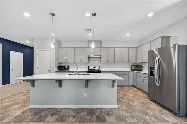 1442 Encantada Avenue, Madera, CA 93637