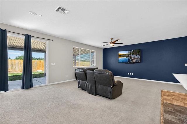 1442 Encantada Avenue, Madera, CA 93637