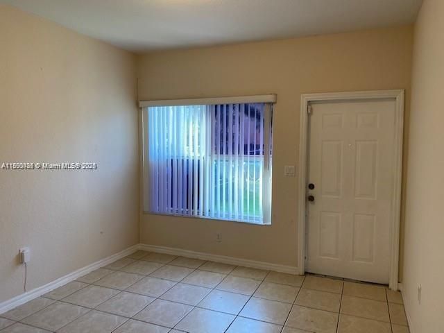 646 SW 7th Ter, Florida City, FL 33034