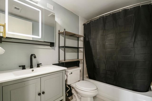 1013 Green Pine Boulevard C2, West Palm Beach, FL 33409