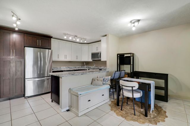 1013 Green Pine Boulevard C2, West Palm Beach, FL 33409