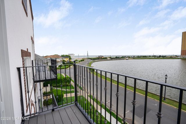 205 Edgemont Drive 3, Loch Arbour Village, NJ 07711