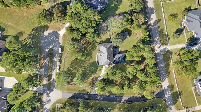 12134 Rainy Oaks Drive, Magnolia, TX 77354