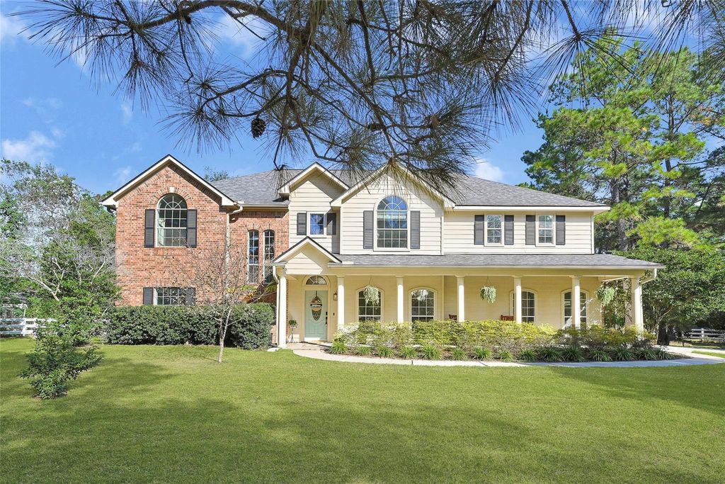 12134 Rainy Oaks Drive, Magnolia, TX 77354