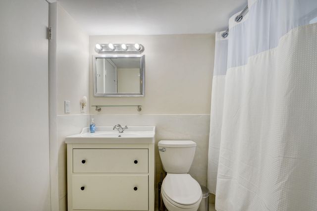 2505 S Ocean Boulevard 403, Palm Beach, FL 33480