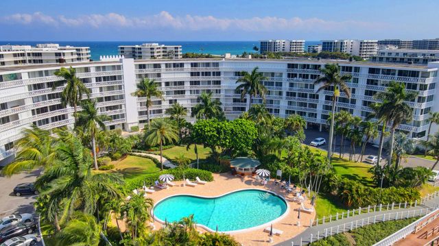 2505 S Ocean Boulevard 403, Palm Beach, FL 33480