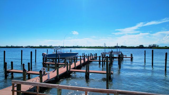 2505 S Ocean Boulevard 403, Palm Beach, FL 33480