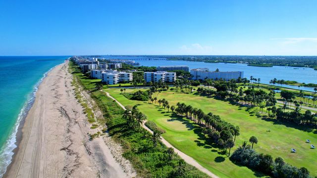 2505 S Ocean Boulevard 403, Palm Beach, FL 33480