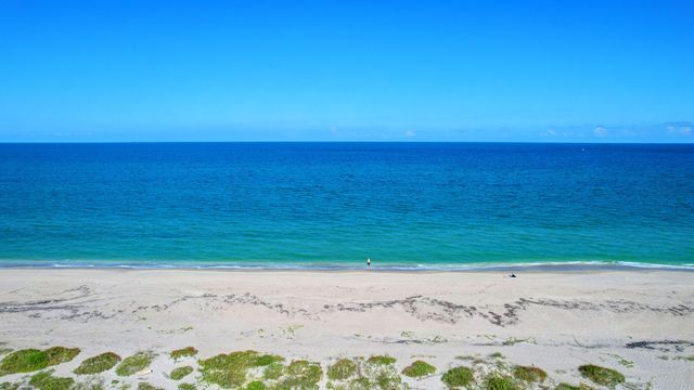 2505 S Ocean Boulevard 403, Palm Beach, FL 33480