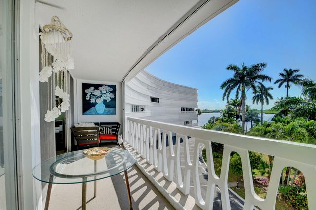 2505 S Ocean Boulevard 403, Palm Beach, FL 33480