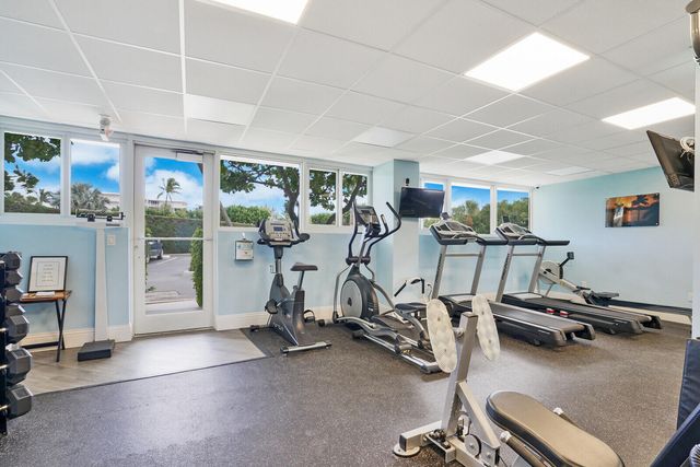 2505 S Ocean Boulevard 403, Palm Beach, FL 33480