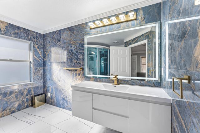 13256 Temple Boulevard, The Acreage, FL 33412