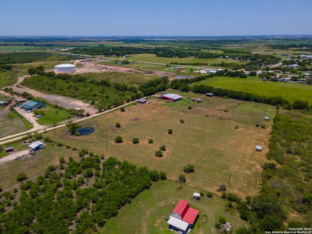 1380 Railroad St, Maxwell, TX 78656