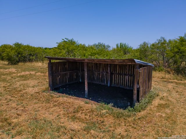 1380 Railroad St, Maxwell, TX 78656