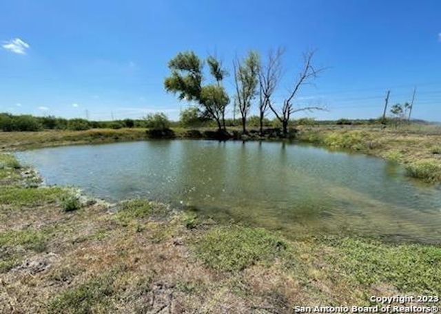 1380 Railroad St, Maxwell, TX 78656