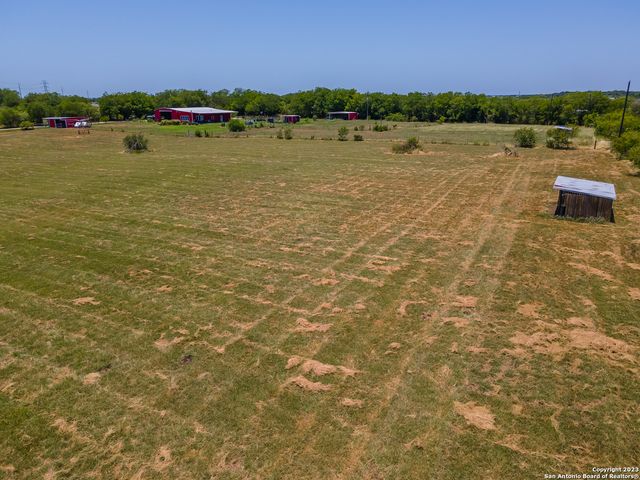 1380 Railroad St, Maxwell, TX 78656