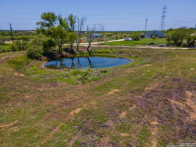1380 Railroad St, Maxwell, TX 78656