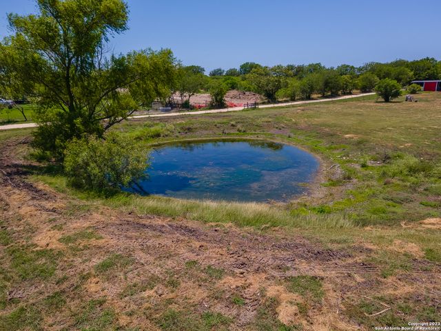 1380 Railroad St, Maxwell, TX 78656