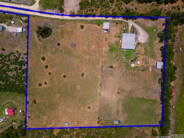 1380 Railroad St, Maxwell, TX 78656
