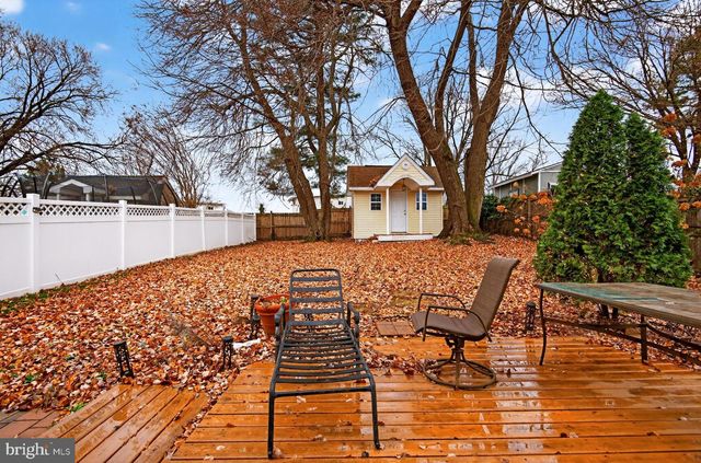 10609 MAPLE ST, Fairfax, VA 22030