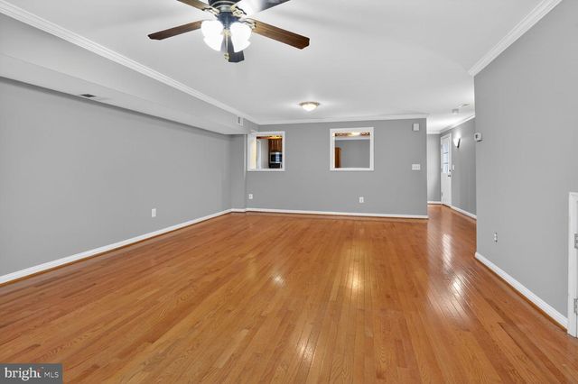 10609 MAPLE ST, Fairfax, VA 22030