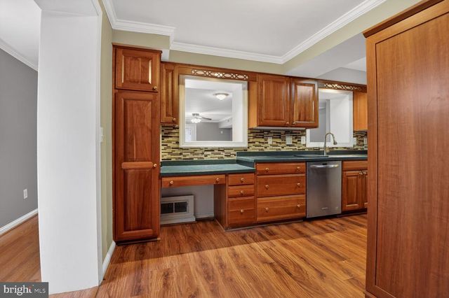 10609 MAPLE ST, Fairfax, VA 22030