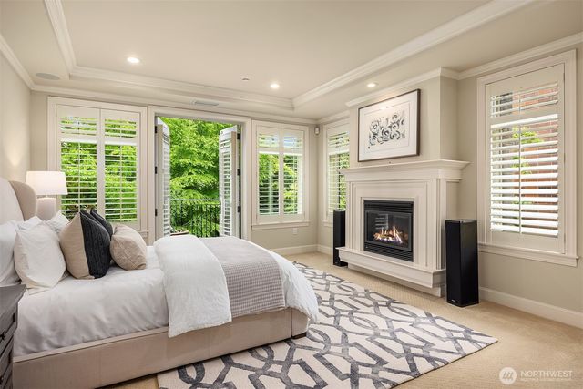 725 Harvard Avenue E, Seattle, WA 98102