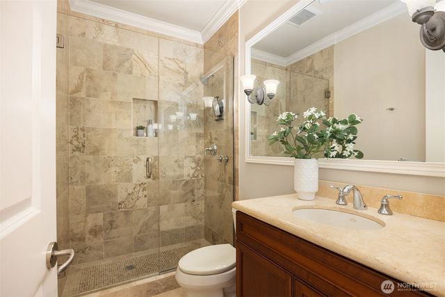 725 Harvard Avenue E, Seattle, WA 98102
