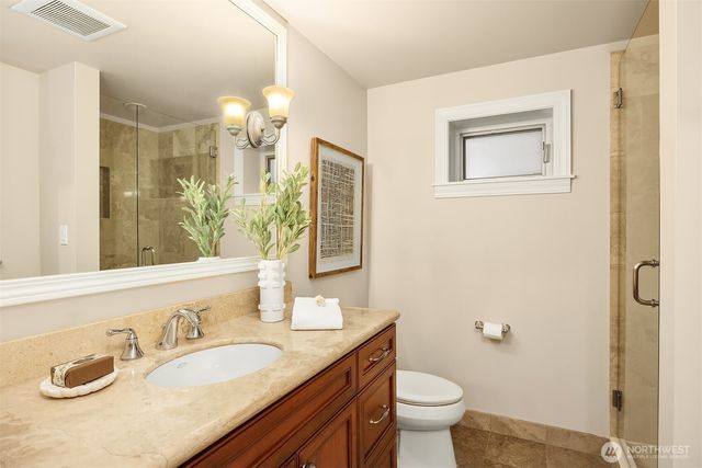 725 Harvard Avenue E, Seattle, WA 98102