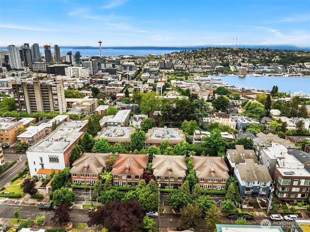 725 Harvard Avenue E, Seattle, WA 98102