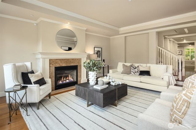 725 Harvard Avenue E, Seattle, WA 98102