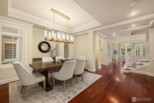 725 Harvard Avenue E, Seattle, WA 98102