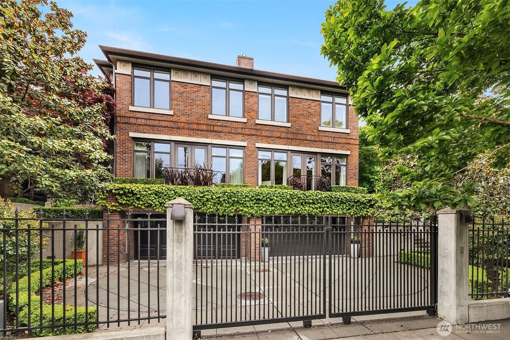 725 Harvard Avenue E, Seattle, WA 98102