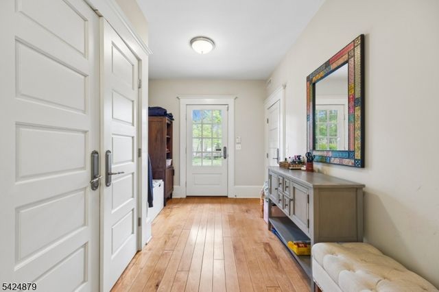 106 Short Hills Ave, Millburn Twp., NJ 07078