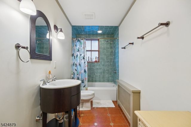 106 Short Hills Ave, Millburn Twp., NJ 07078